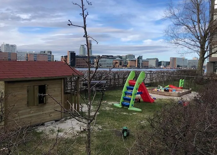 Apartment At The Waterfront *